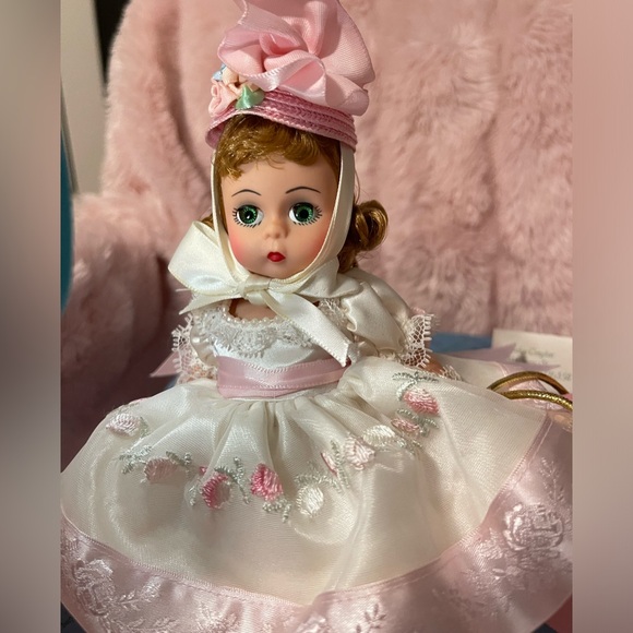 Vintage Madame Alexander Wendy Makes It Special Collectible Doll #31050 With Box - Picture 5 of 17